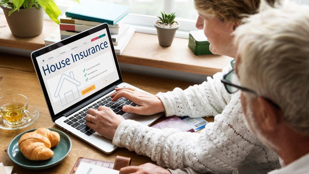 Email Marketing for Insurance: How to Build Trust and Help Clients Make Smart Choices